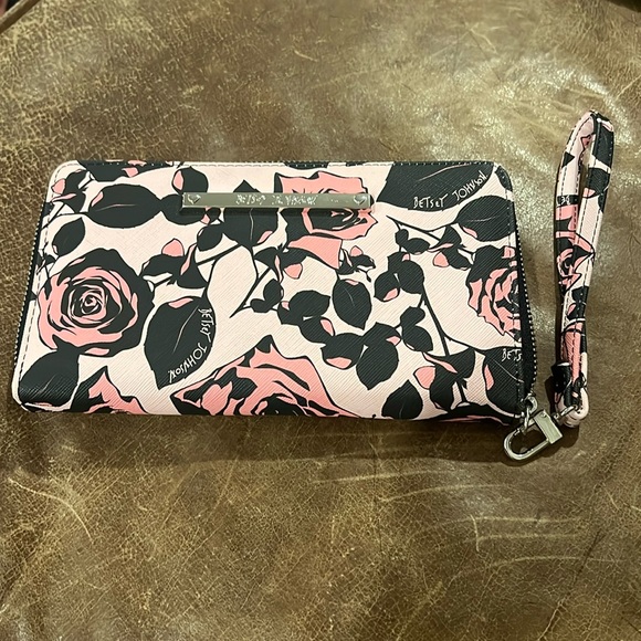 Betsey Johnson Pink and Black Rose Wristlet Wallet - Picture 1 of 6